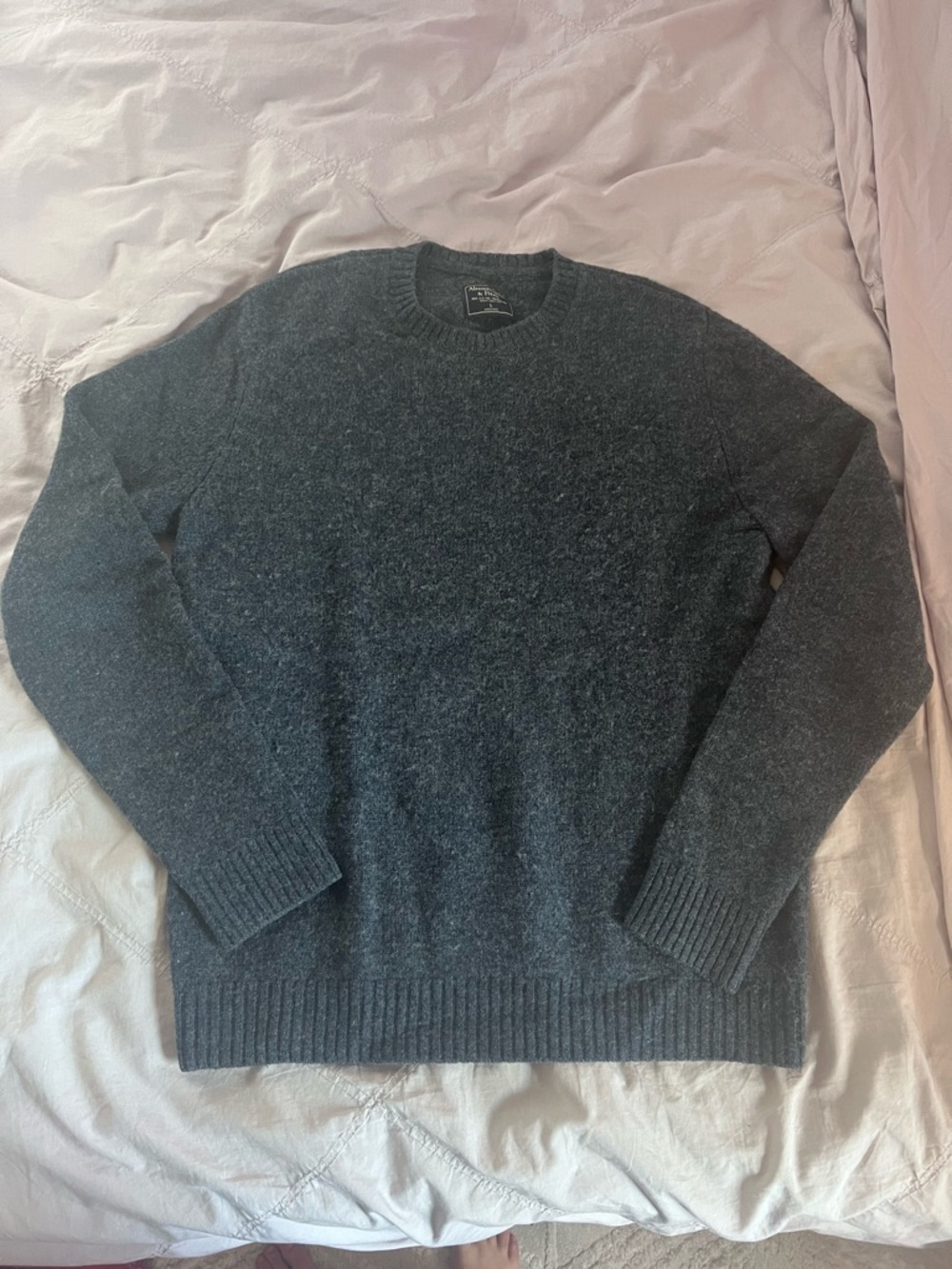 Abercrombie & Fitch Gray Crewneck Sweater - Large